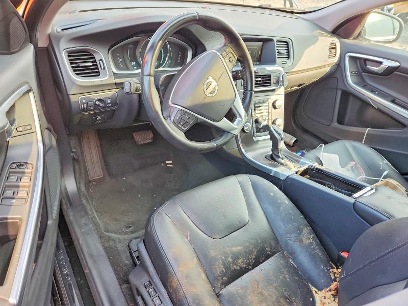 صورة رقم 8 من المزاد - 2015 VOLVO S60 مع VIN YV1612TB1F1306105
