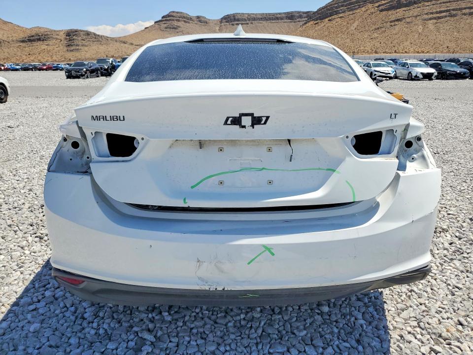 Photo 6 from auction – 2021 CHEVROLET MALIBU with VIN 1G1ZD5ST4MF061797