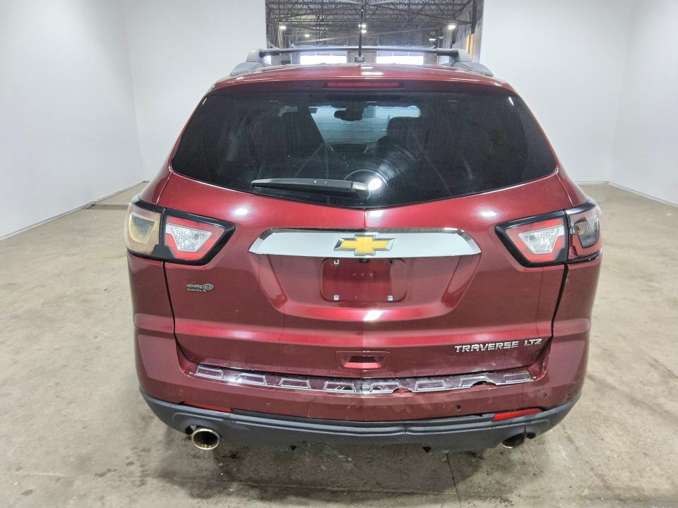 Photo 6 from auction – 2015 CHEVROLET TRAVERSE with VIN 1GNKRJKD7FJ241892