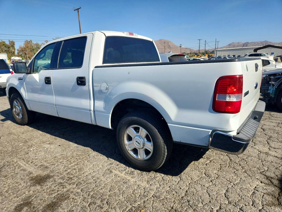 Photo 2 from auction – 2004 FORD F150 with VIN 1FTRW12W74KC81009