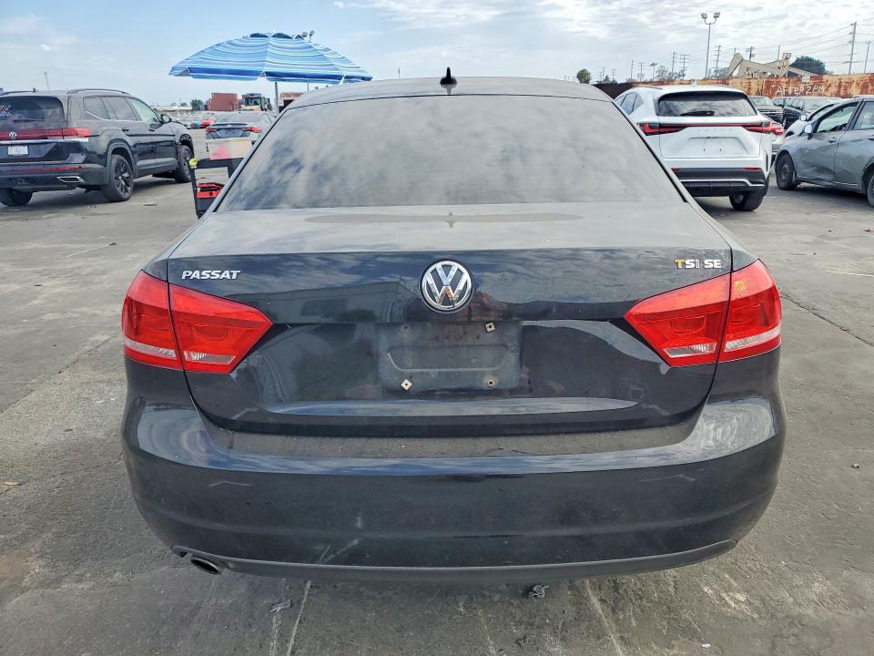 Photo 6 from auction – 2014 VOLKSWAGEN PASSAT with VIN 1VWBT7A37EC056277