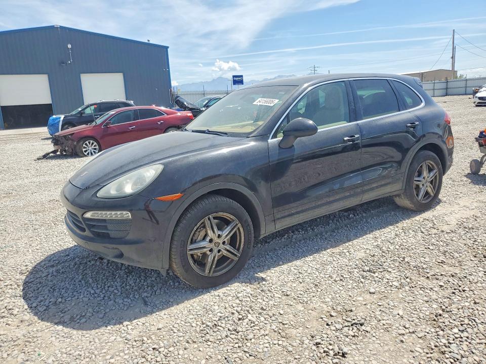 PORSCHE CAYENNE 2011 with VIN WP1AB2A23BLA44357 - Photo from auction