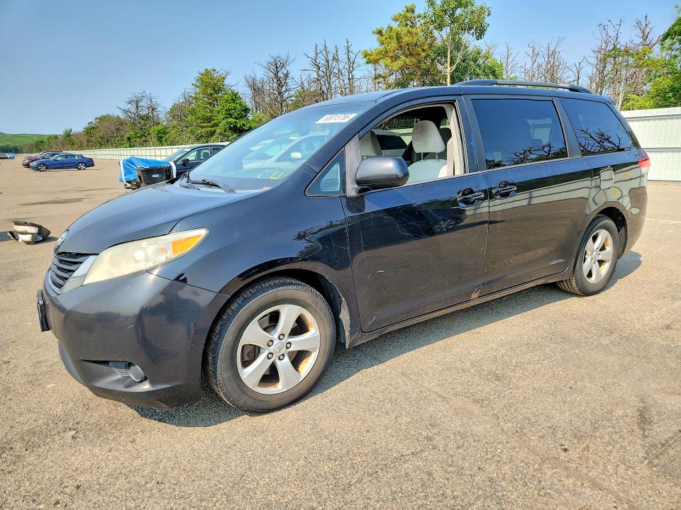 TOYOTA SIENNA 2013 with VIN 5TDKK3DC1DS331259 - Photo from auction