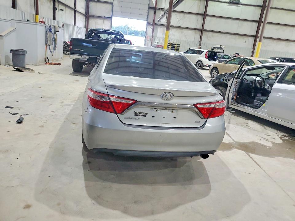 Photo 6 from auction – 2016 TOYOTA CAMRY with VIN 4T1BF1FKXGU137659