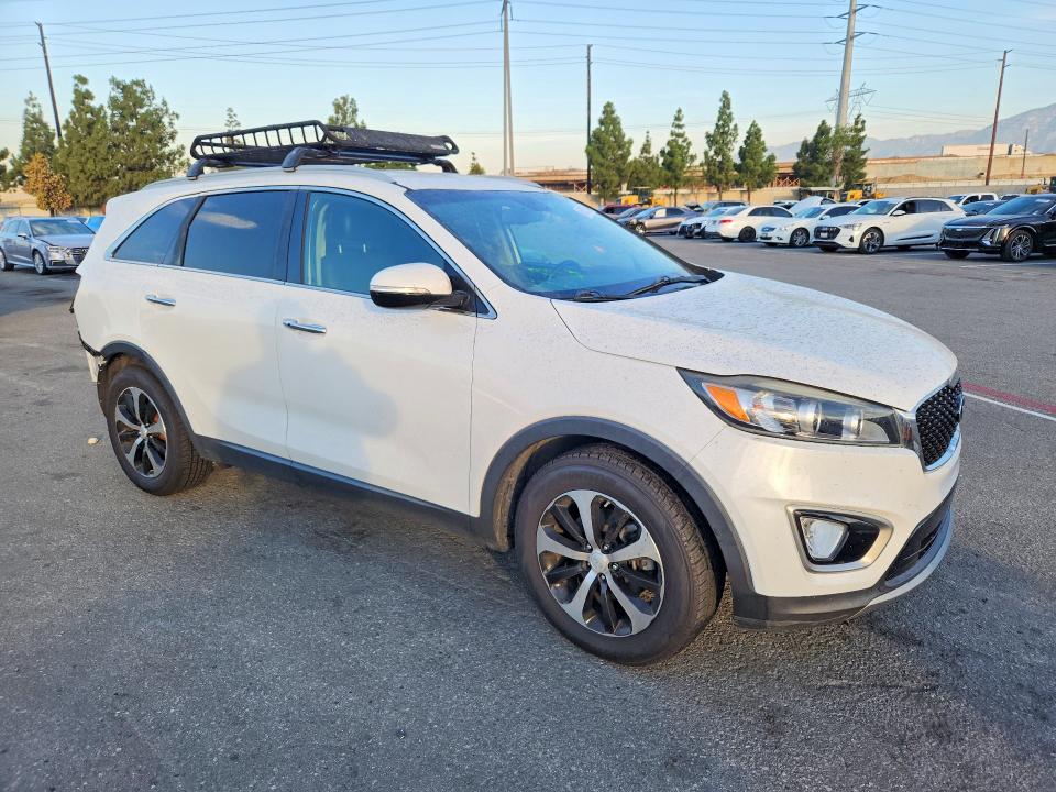 Photo 4 from auction – 2016 KIA SORENTO with VIN 5XYPH4A58GG090432