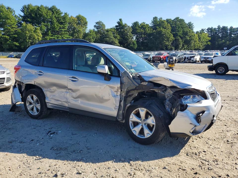 Photo 4 from auction – 2015 SUBARU FORESTER with VIN JF2SJADC3FH415115