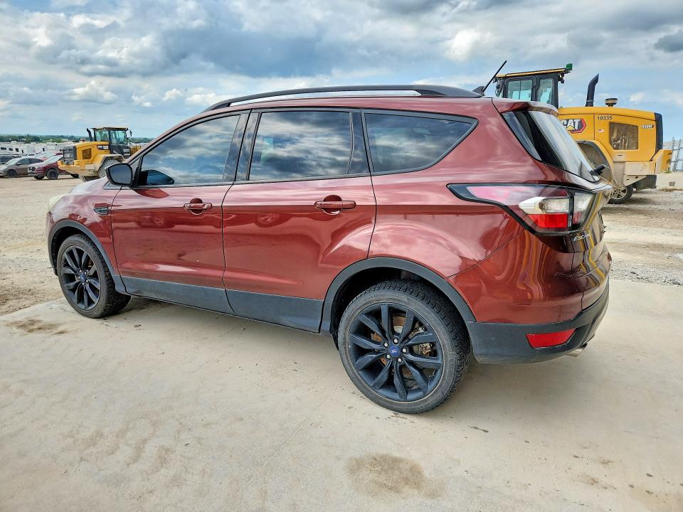 Photo 2 from auction – 2018 FORD ESCAPE with VIN 1FMCU9GD6JUA22816