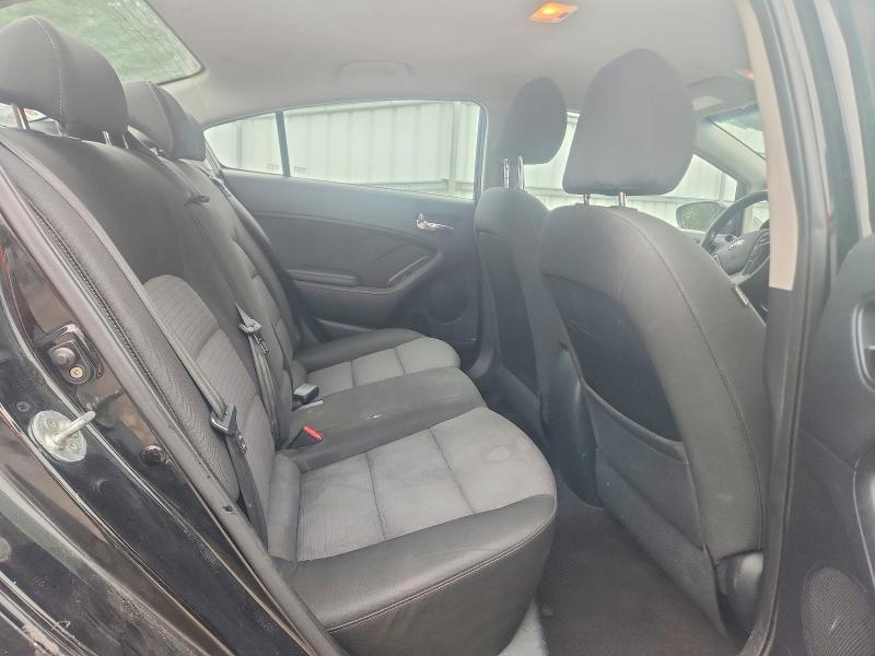 Photo 10 from auction – 2015 KIA FORTE with VIN KNAFX4A60F5345926