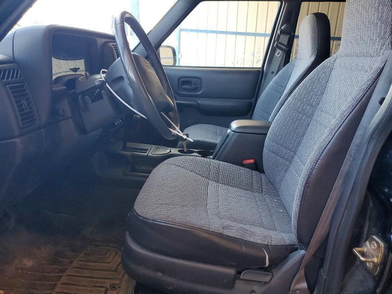Photo 7 from auction – 2000 JEEP CHEROKEE with VIN 1J4FF48S3YL198812