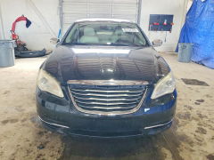 Photo 5 from auction – 2011 CHRYSLER 200 with VIN 1C3BC2FB9BN500933