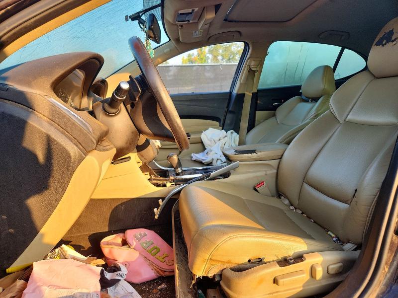 Foto 7 de la subasta – 2016 ACURA TLX con VIN 19UUB1F38GA004399