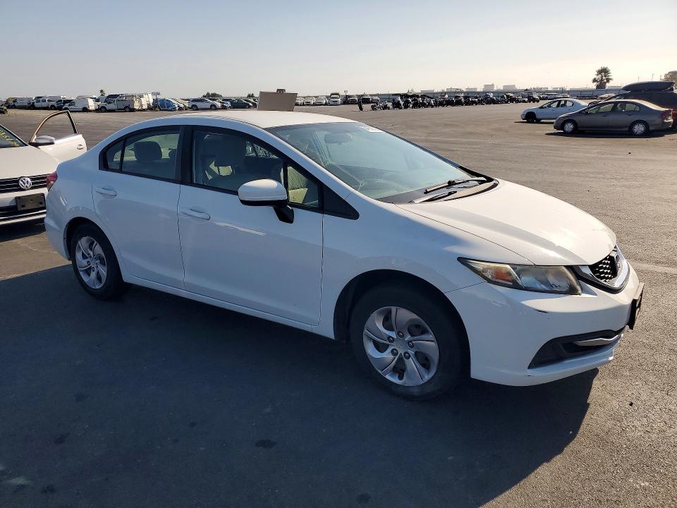 Photo 4 from auction – 2015 HONDA CIVIC with VIN 2HGFB2F51FH512018