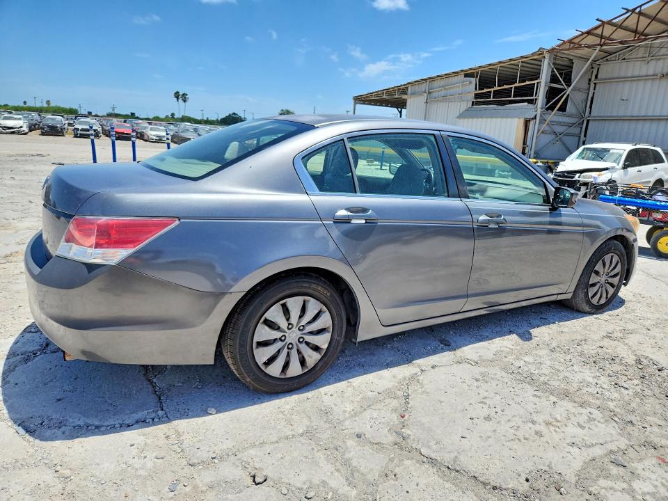 Photo 3 from auction – 2008 HONDA ACCORD with VIN JHMCP26388C066276