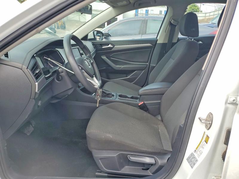 Photo 7 from auction – 2019 VOLKSWAGEN JETTA with VIN 3VWC57BU9KM060119
