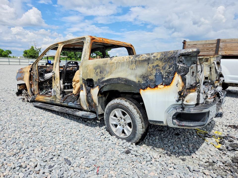 Снимка 2 от търг – 2022 CHEVROLET SILVERADO LTD с VIN 1GCPWCEKXNZ146725