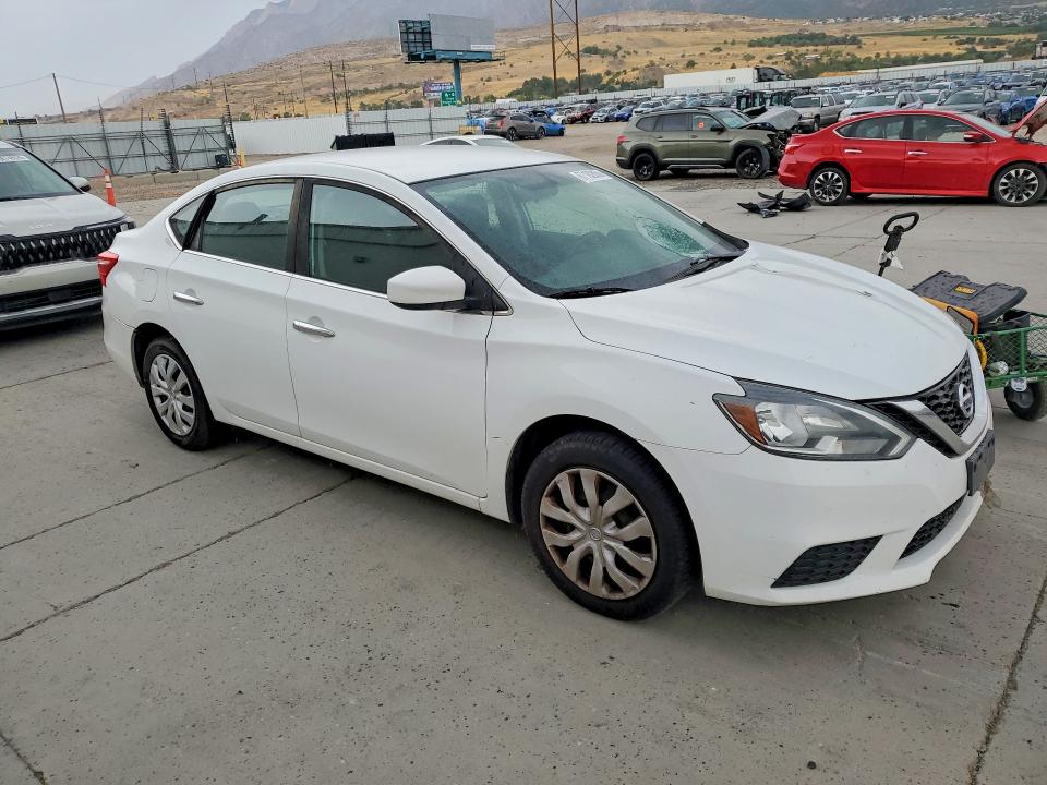 Photo 4 from auction – 2018 NISSAN SENTRA with VIN 3N1AB7AP7JY243270