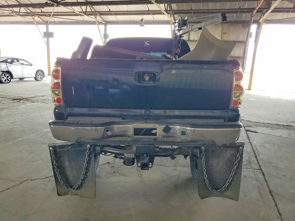 Photo 6 from auction – 2002 GMC SIERRA with VIN 1GTHK29U62E131776