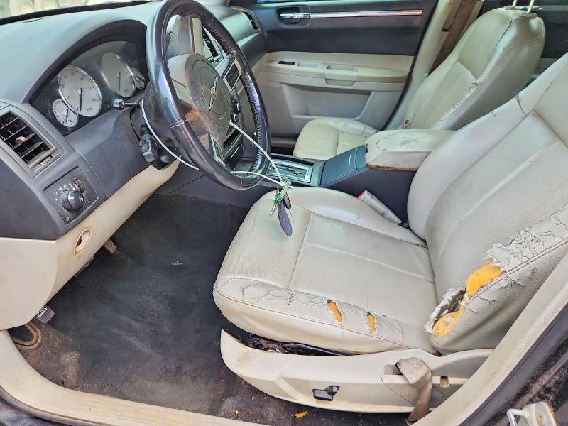 Photo 7 from auction – 2007 CHRYSLER 300 with VIN 2C3KA53G27H861315