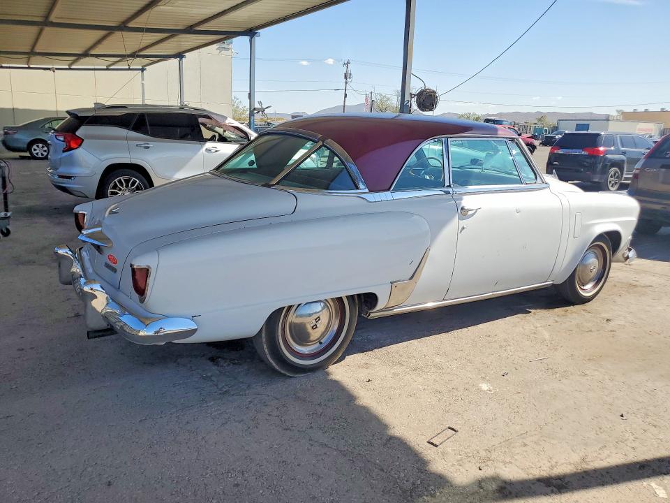 Photo 3 from auction – 1952 STUDEBAKER COMMANDER with VIN V127821