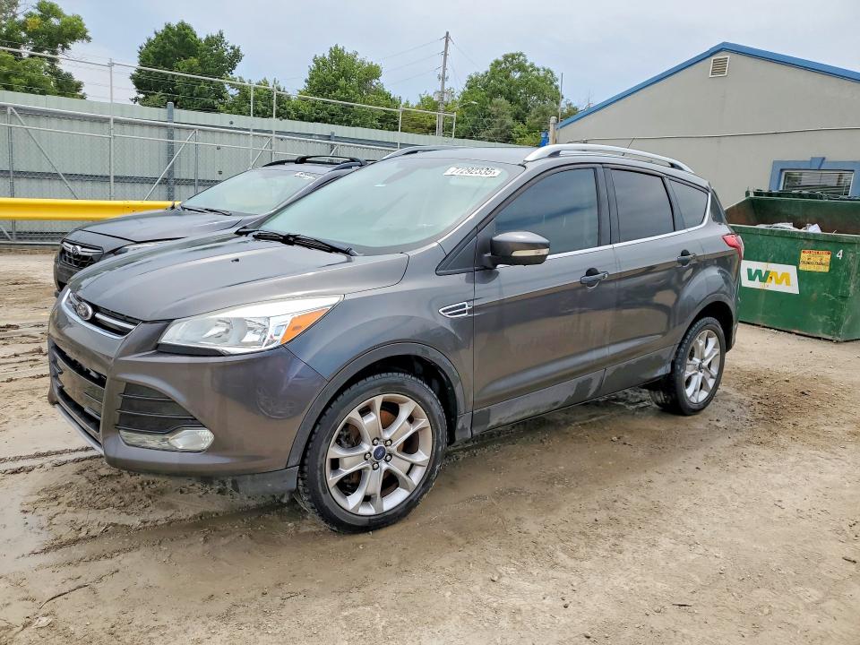 FORD ESCAPE 2015 with VIN 1FMCU0J90FUB48922 - Photo from auction