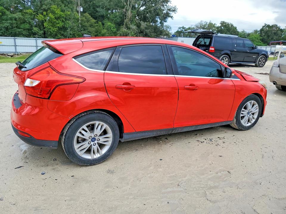 Photo 3 from auction – 2012 FORD FOCUS with VIN 1FAHP3M29CL252463
