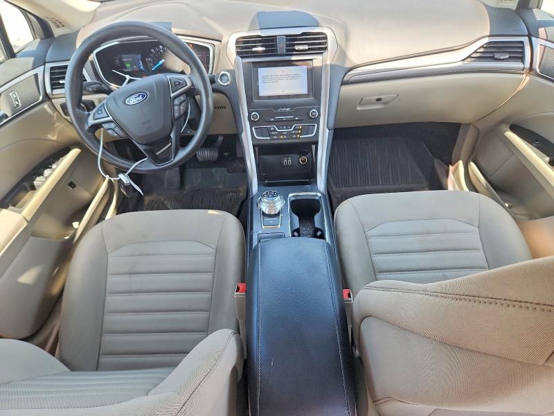 Zdjęcie 8 z aukcji – 2019 FORD FUSION z VIN 3FA6P0LU3KR113244