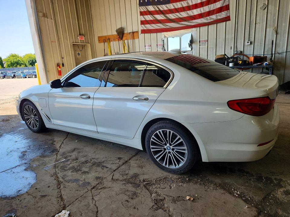 Photo 2 from auction – 2018 BMW 530E with VIN WBAJA9C51JB250802