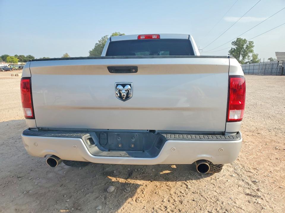 Photo 6 from auction – 2016 RAM 1500 with VIN 1C6RR6FT3GS376070