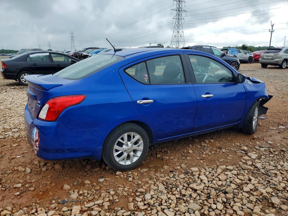 Zdjęcie 3 z aukcji – 2017 NISSAN VERSA z VIN 3N1CN7AP5HL892282