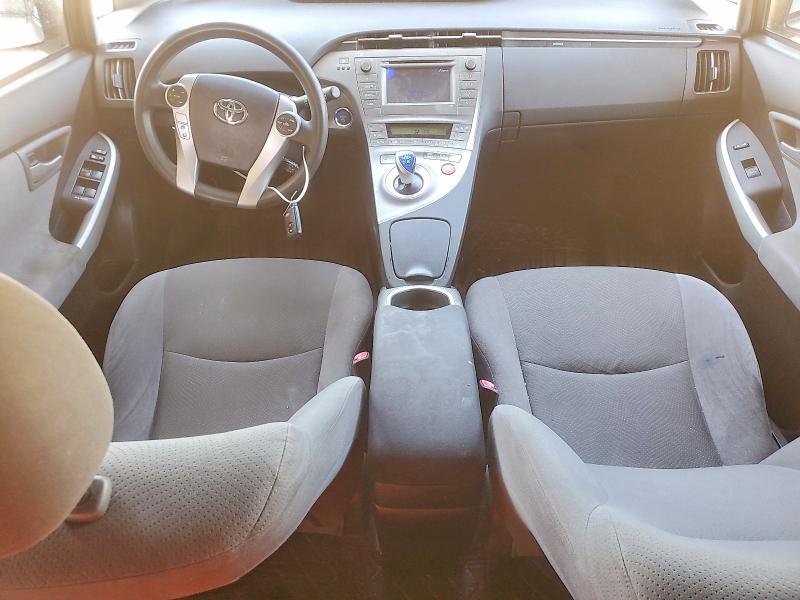 Photo 8 from auction – 2013 TOYOTA PRIUS with VIN JTDKN3DU8D5565517
