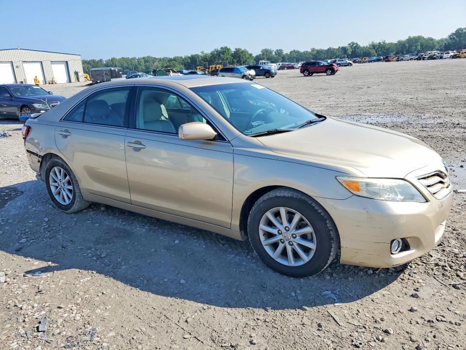 Photo 4 from auction – 2011 TOYOTA CAMRY with VIN 4T4BF3EK3BR109486