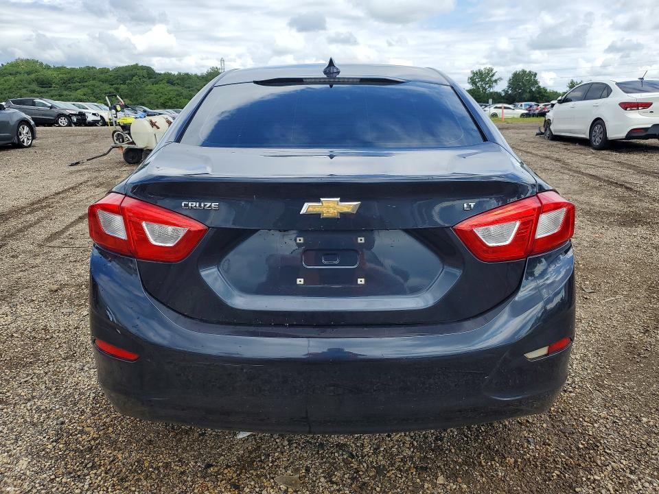 Photo 6 from auction – 2016 CHEVROLET CRUZE with VIN 1G1BE5SM4G7302067
