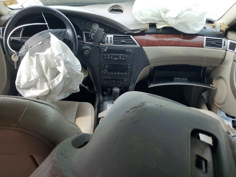 صورة رقم 8 من المزاد - 2004 CHRYSLER PACIFICIA مع VIN 2C8GM68494R645768