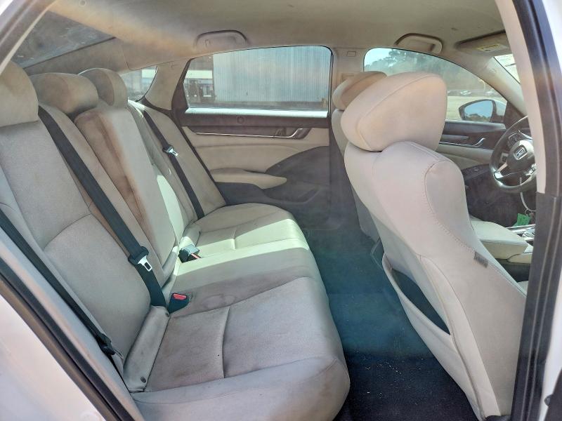 Photo 10 from auction – 2018 HONDA ACCORD with VIN 1HGCV1F12JA208155