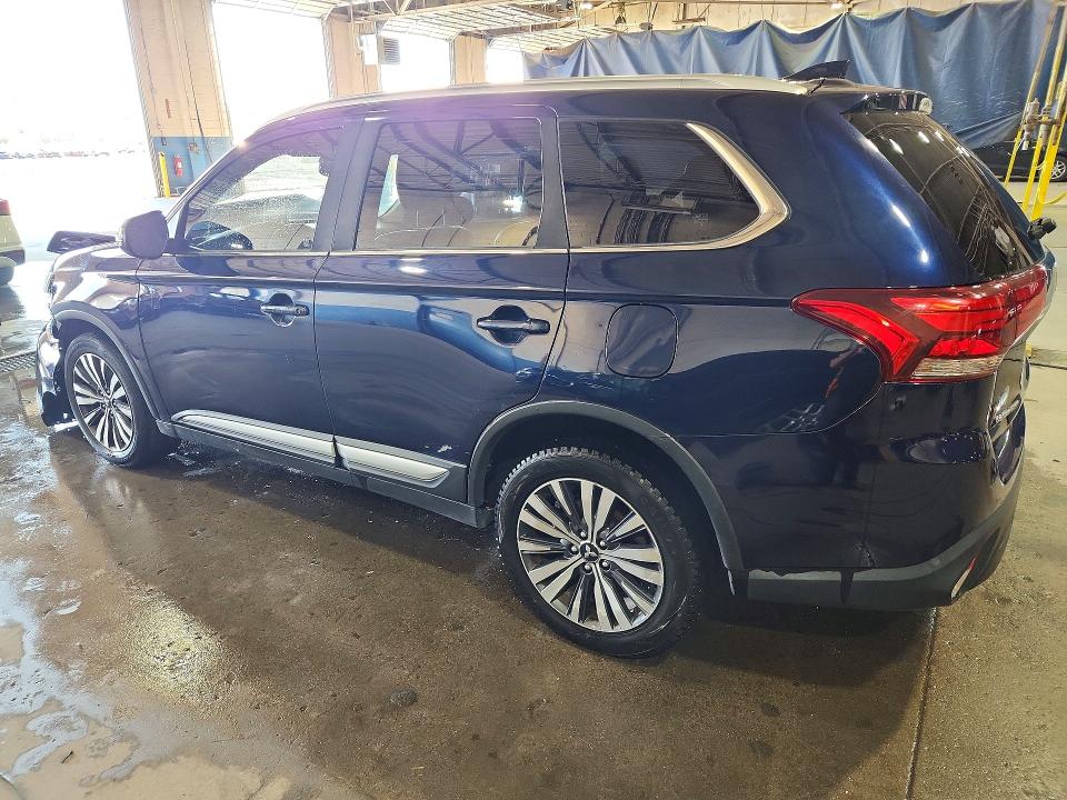 Photo 2 from auction – 2020 MITSUBISHI OUTLANDER with VIN JA4AD3A34LZ043124