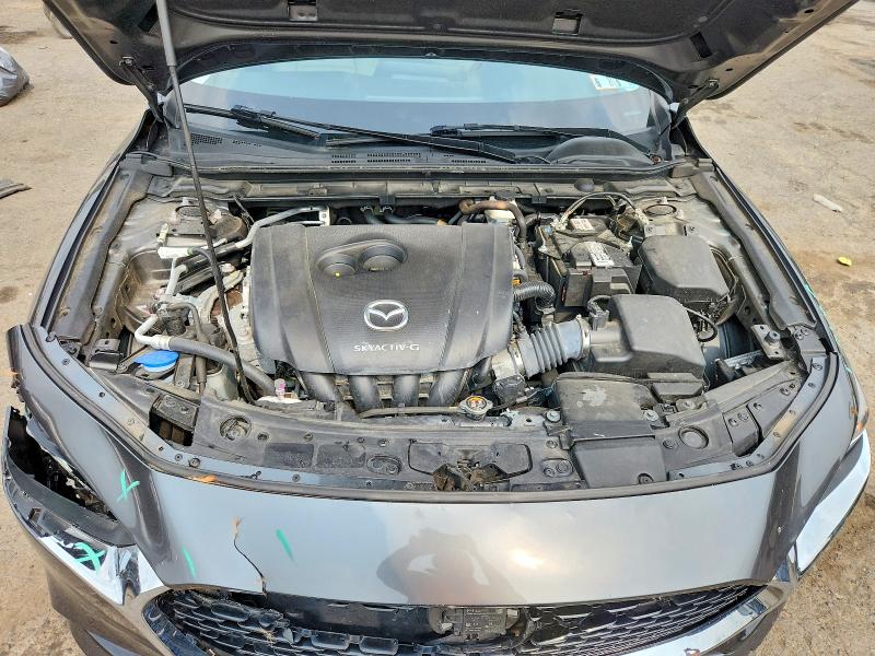 Photo 11 from auction – 2019 MAZDA 3 with VIN 3MZBPAAL3KM111139