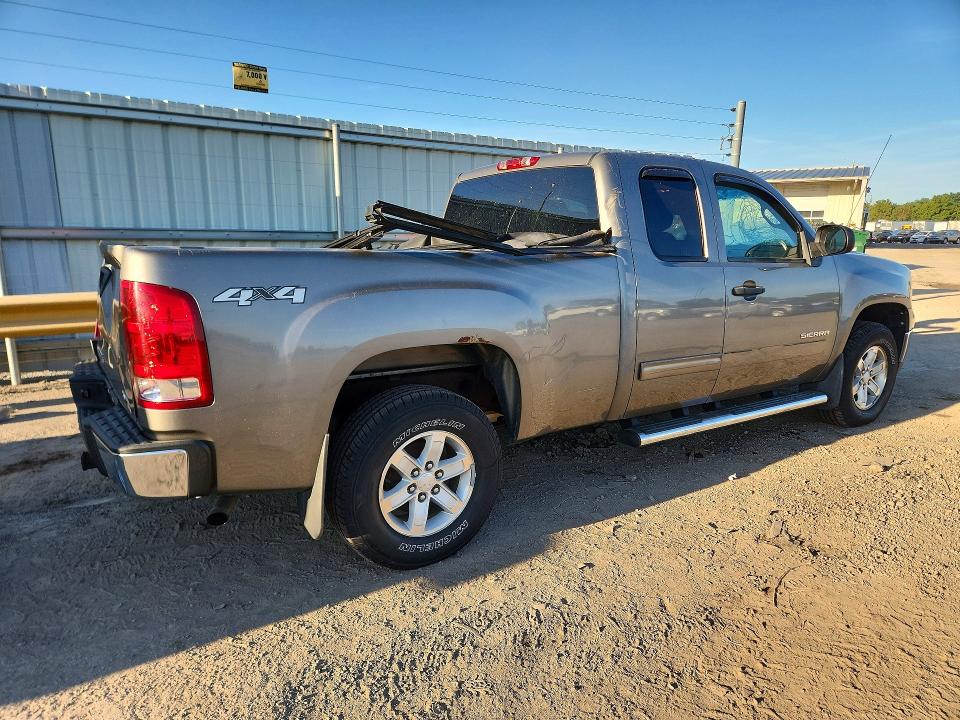 Photo 3 from auction – 2013 GMC SIERRA with VIN 1GTR2VE78DZ355729
