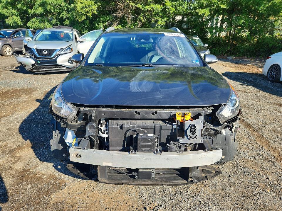 Photo 5 from auction – 2022 KIA NIRO EV with VIN KNDCC3LG6N5160327