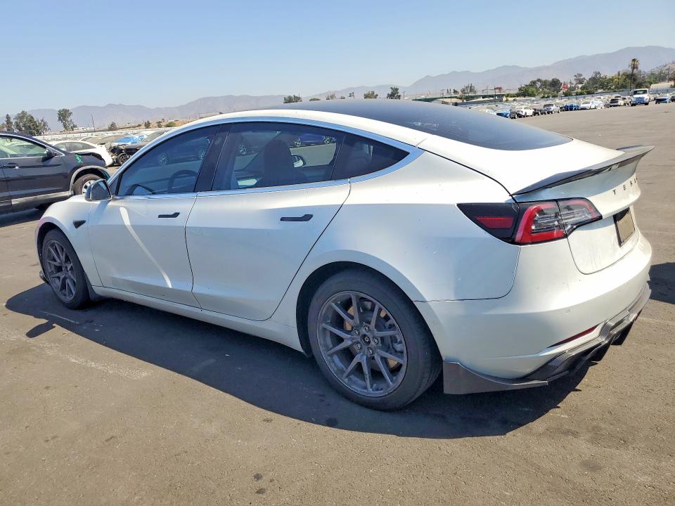 Photo 2 from auction – 2020 TESLA MODEL 3 with VIN 5YJ3E1EAXLF659201