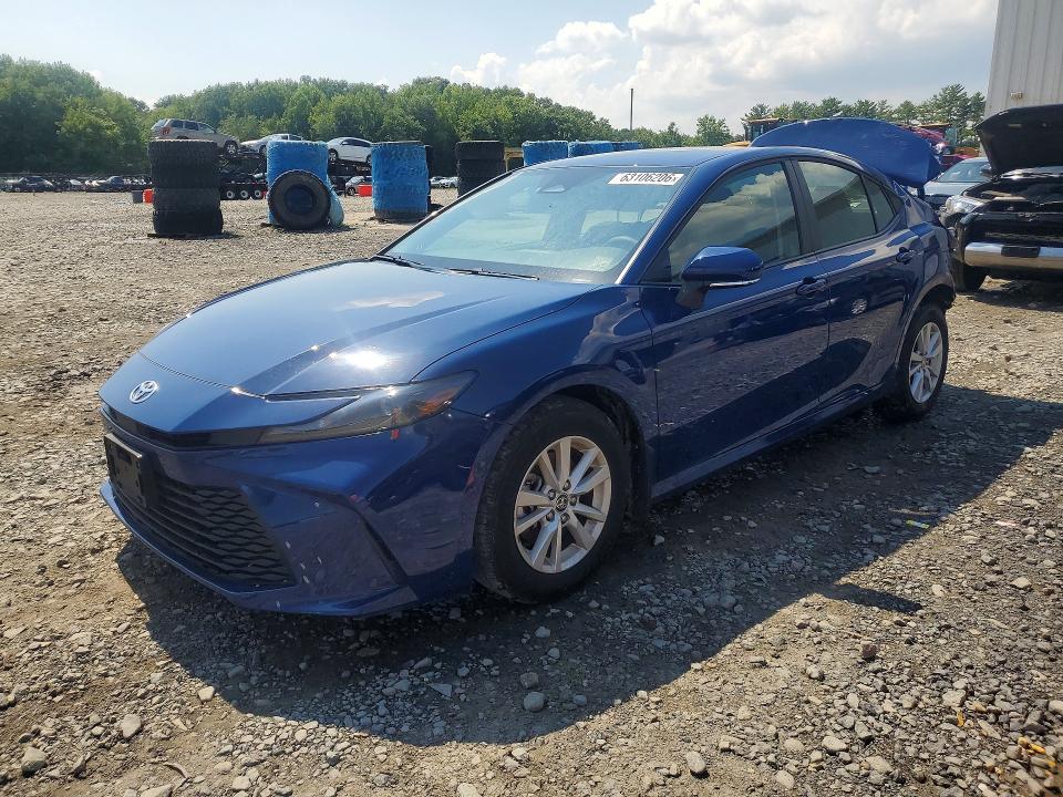 TOYOTA CAMRY 2025 with VIN 4T1DBADKXSU026352 - Photo from auction