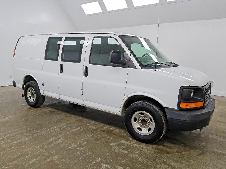 Photo 4 from auction – 2015 GMC SAVANA with VIN 1GTW7FCF1F1267871