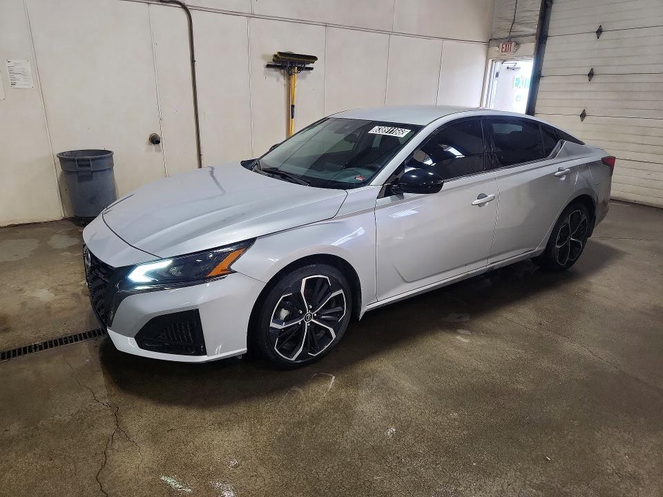 Photo 1 from auction – 2024 NISSAN ALTIMA with VIN 1N4BL4CW2RN302323