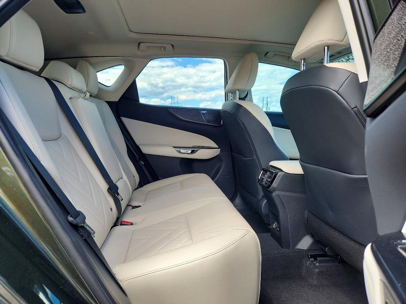 Photo 11 from auction – 2025 LEXUS NX with VIN 2T2HGCEZ2SC077352