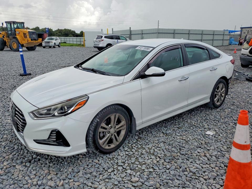 HYUNDAI SONATA 2018 with VIN 5NPE34AF4JH635900 - Photo from auction