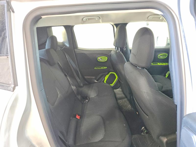 Photo 11 from auction – 2015 JEEP RENEGADE with VIN ZACCJBBT5FPB22255