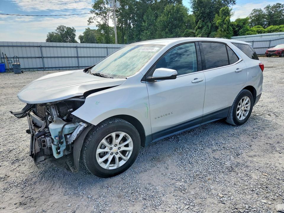 CHEVROLET EQUINOX 2019 with VIN 2GNAXKEV0K6235726 - Photo from auction