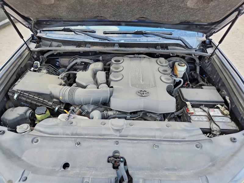 Photo 12 from auction – 2019 TOYOTA 4RUNNER with VIN JTEZU5JRXK5206255