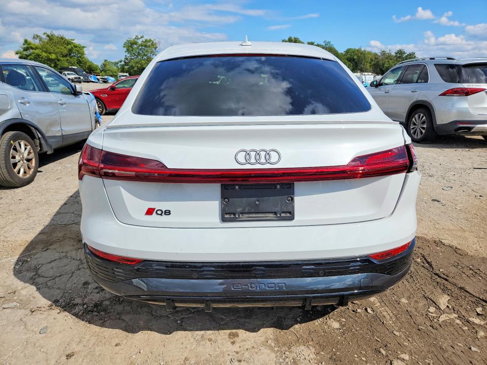 Photo 6 from auction – 2024 AUDI Q8 E-TRON with VIN WA1CAAGE1RB029472