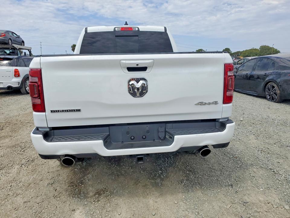 Foto 6 de la subasta – 2023 RAM 1500 con VIN 1C6SRFFT4PN532195