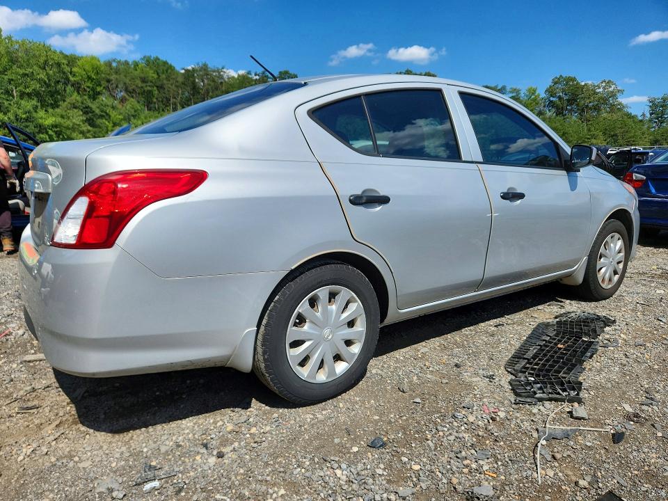 Photo 3 from auction – 2016 NISSAN VERSA with VIN 3N1CN7AP9GL828552